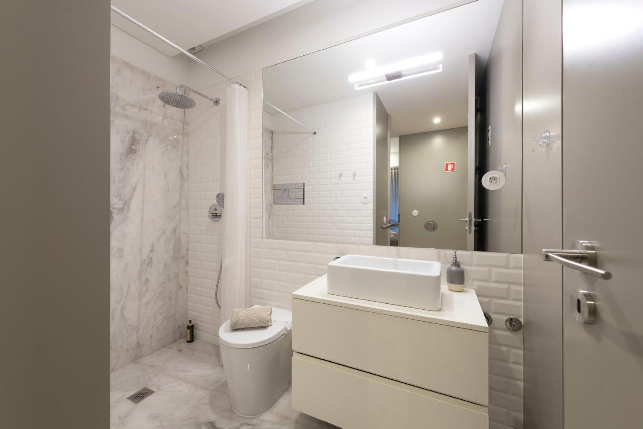 Lovelystay - Stylish Central Apartment By Bolhao Market Porto Kültér fotó